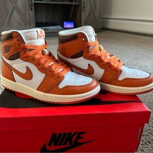 Jordan 1 Retro High OG
Starfish (Women's)